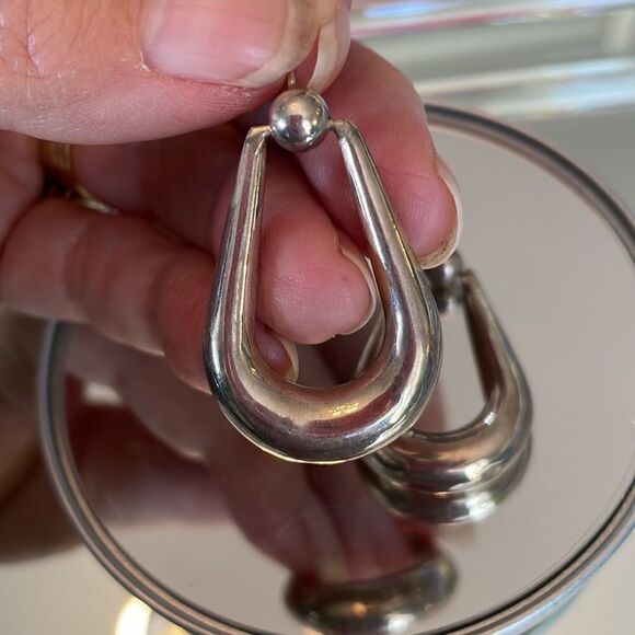 Silver tone post open teardrop earrings - Picture 3 of 4